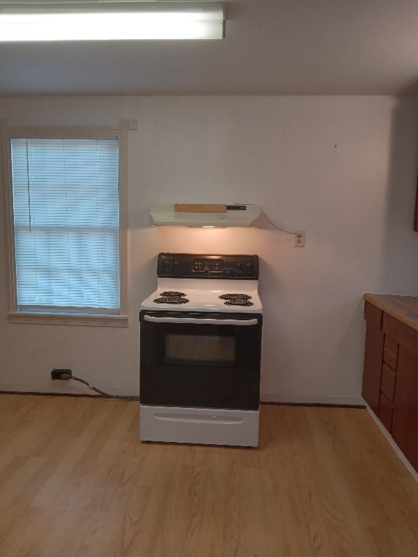 Photo - 207 E Grand Ave Unit A