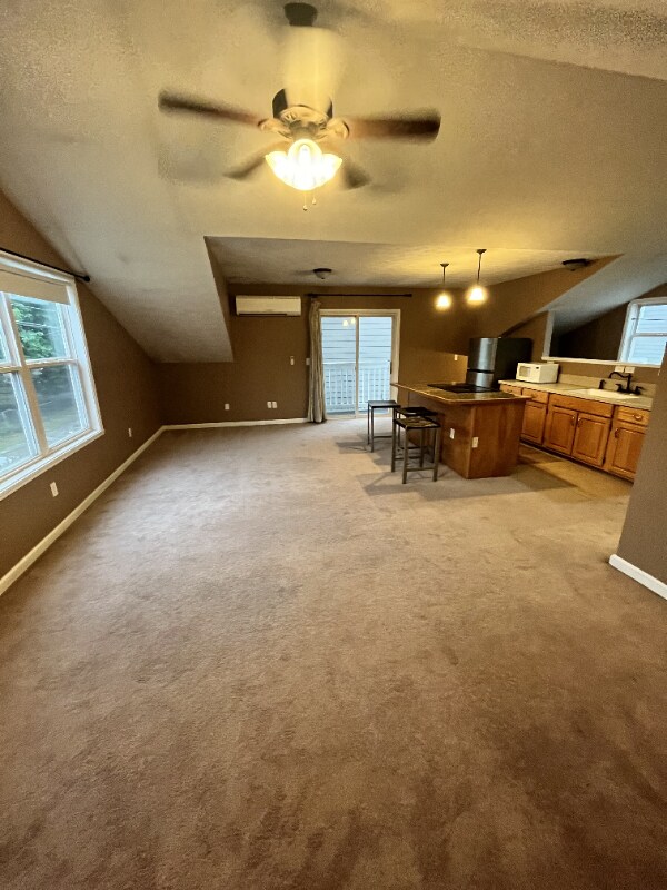 Photo - 2049 Ruckle St Unit A