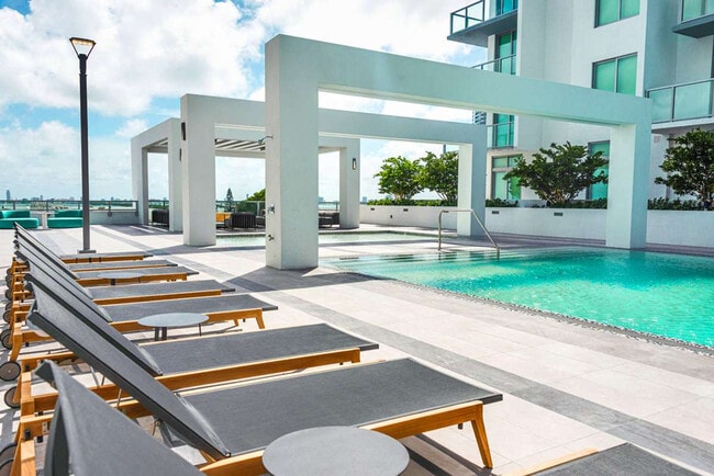 Photo - 3900 Biscayne Blvd Unit FL12-ID1032205P