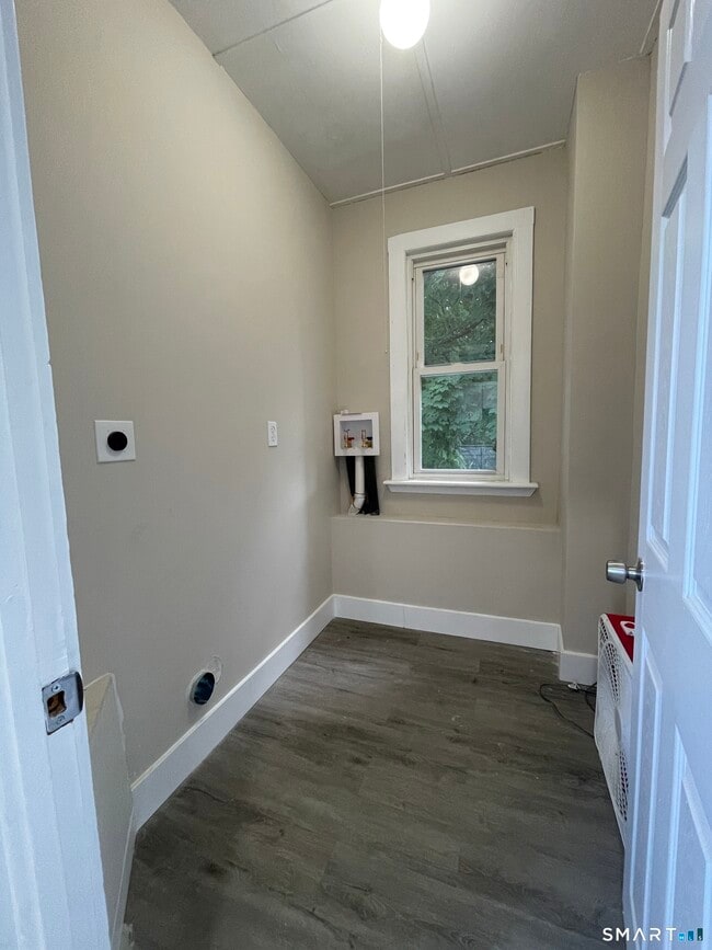 541 Church St Unit 2