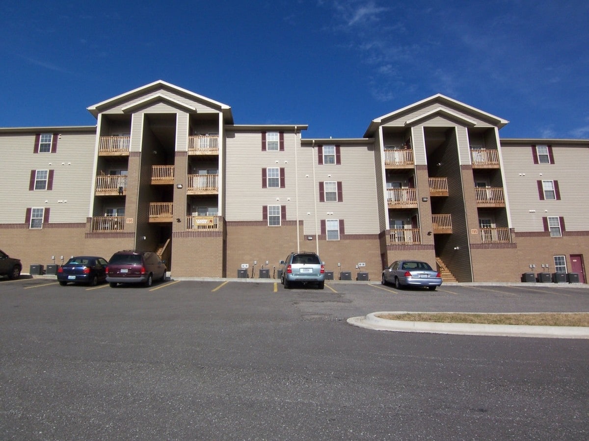 College View Apartments - College View Apartments