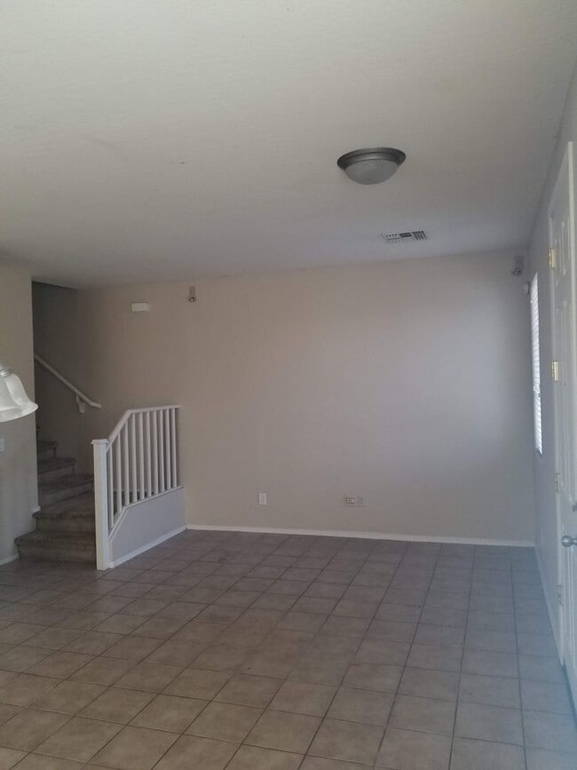 Photo - Spacious 3BD Home Near Downtown Phoenix & Major Freeways