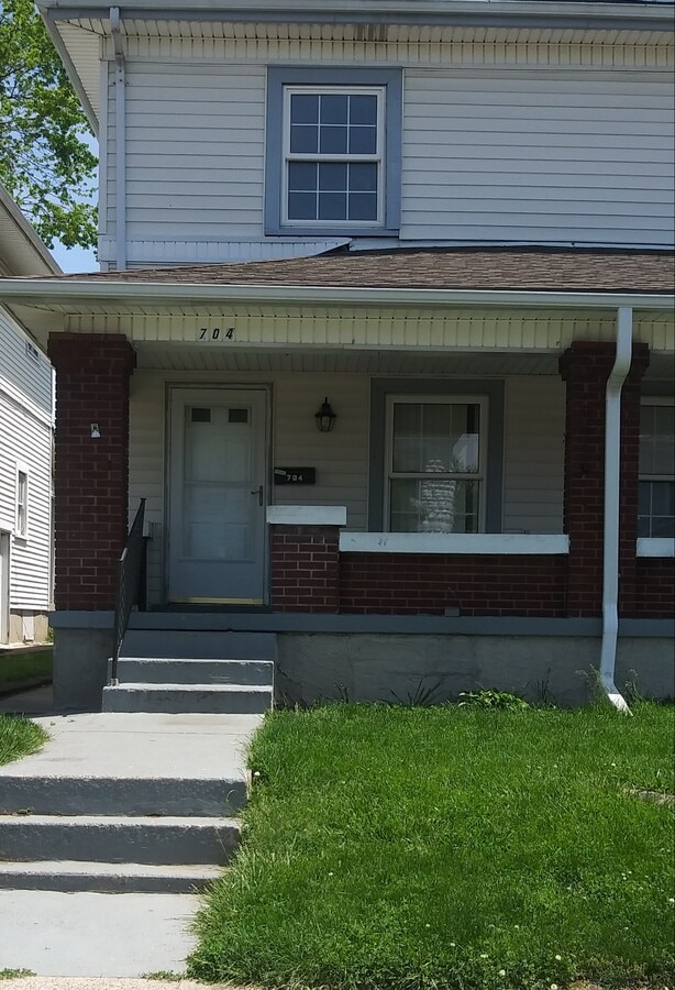 Photo from street - 704 Kolping Ave Unit 704