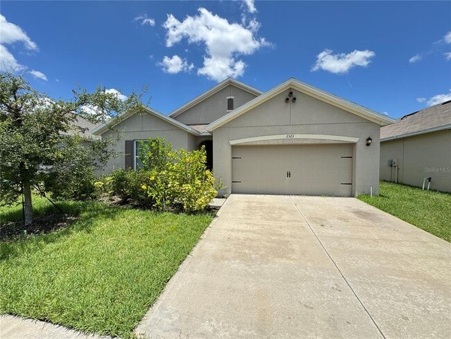 Building Photo - 2323 Silverview Dr Rental