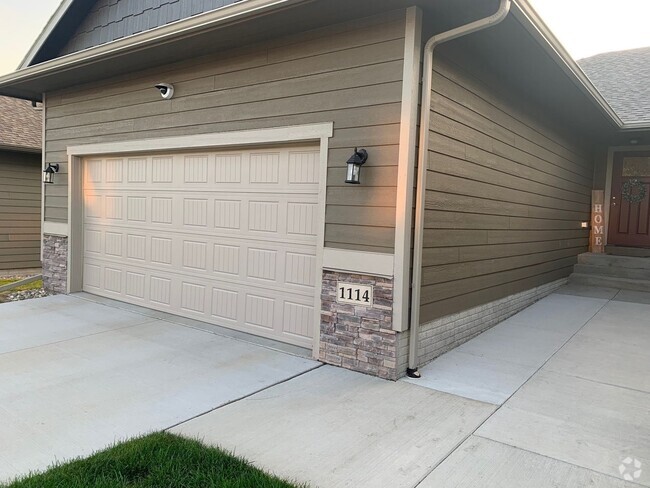 Building Photo - 1114 N Brennan Ct Rental