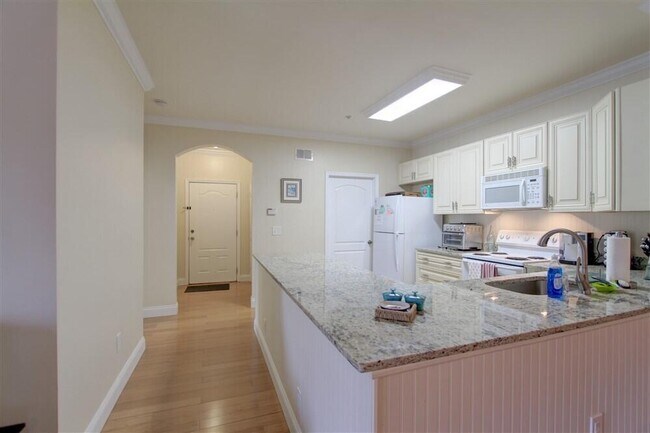 Photo - 6411 Borasco Dr Unit 216