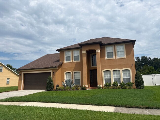 Photo - 353 Lake Amberleigh Dr