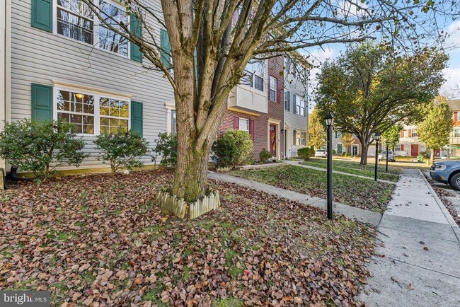 Photo - 1404 Meadow Dr Townhome