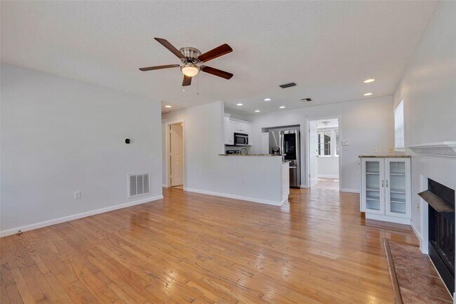 Photo - 2826 54th St S