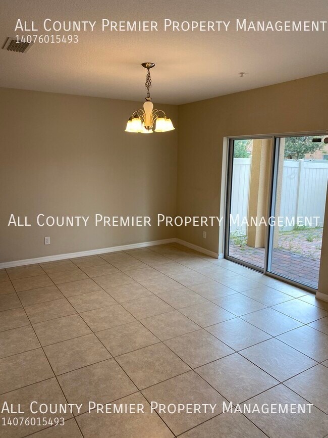 Photo - 2079 Bent Grass Ave