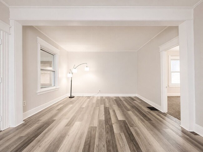 Photo - 2552 Foraker Ave