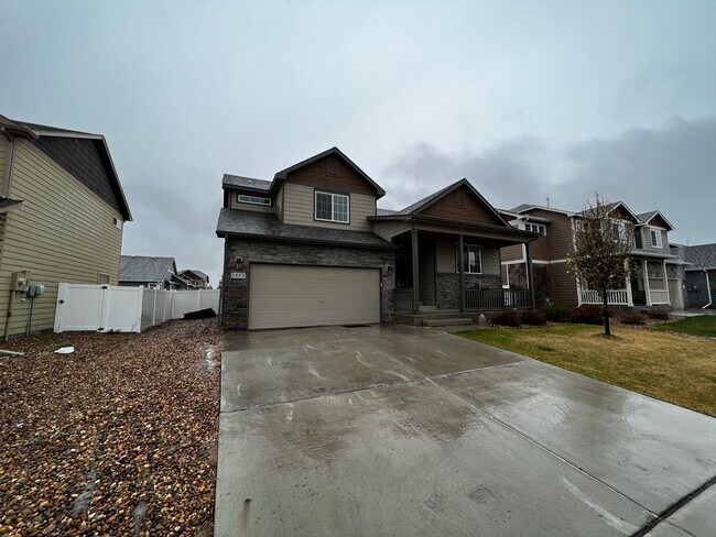 Photo - Spacious 4 Bed, 2 1/2 Bath House in Berthoud!