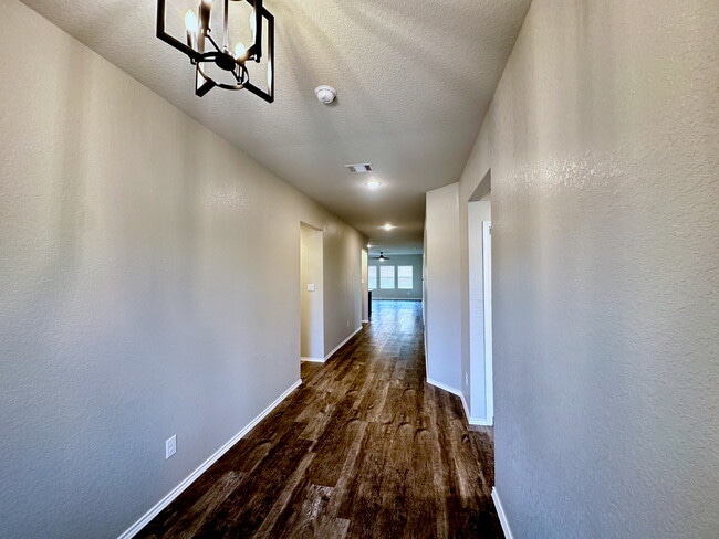 Photo - 31681 Nimbus Dr