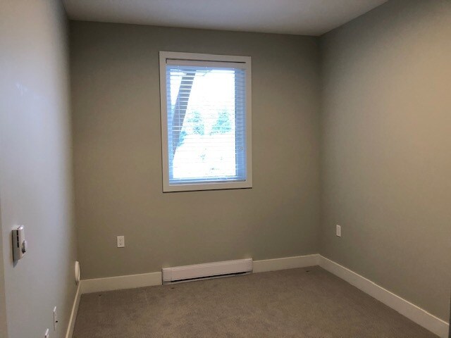 Photo - 45513-45513 Market Way