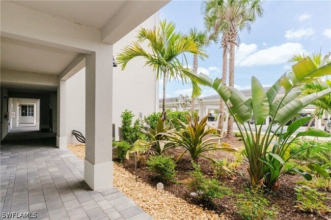 Building Photo - 5715 Double Eagle Cir Unit 4413