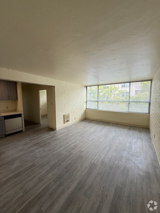 Building Photo - 430 E Howell St Unit 305 Rental