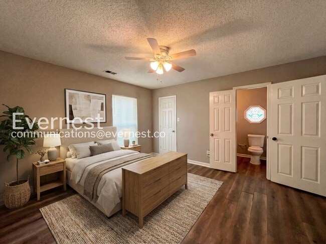 Photo - 3985 Fernway Dr
