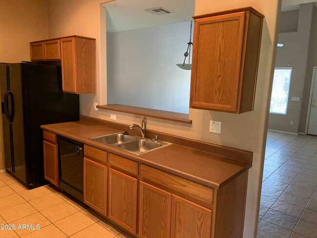 Photo - 7977 W Carolina Dr