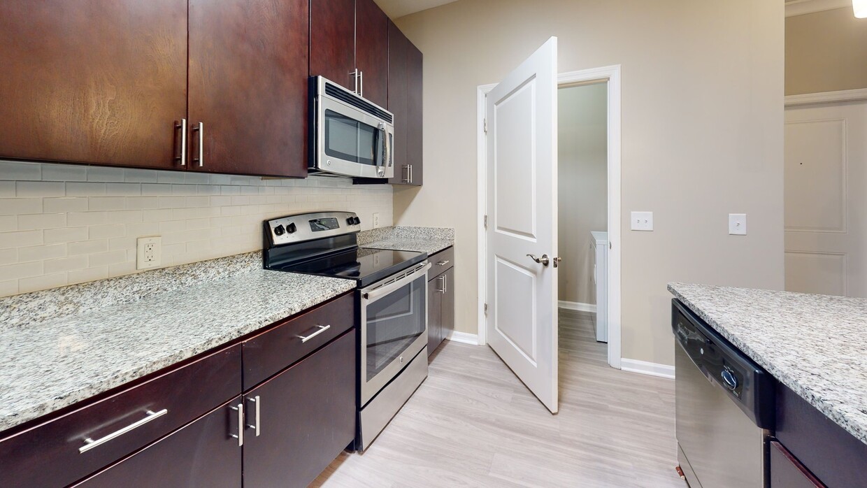 Photo - Belle Haven Apartments