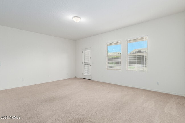 2415 E San Miguel Dr