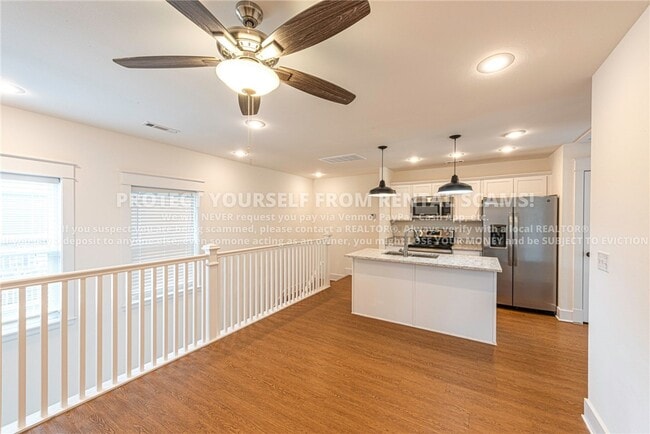 Photo - 1394 W Cleveland St