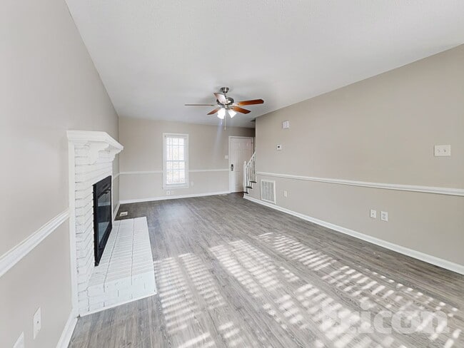 Photo - 820 Shadow Lake Dr