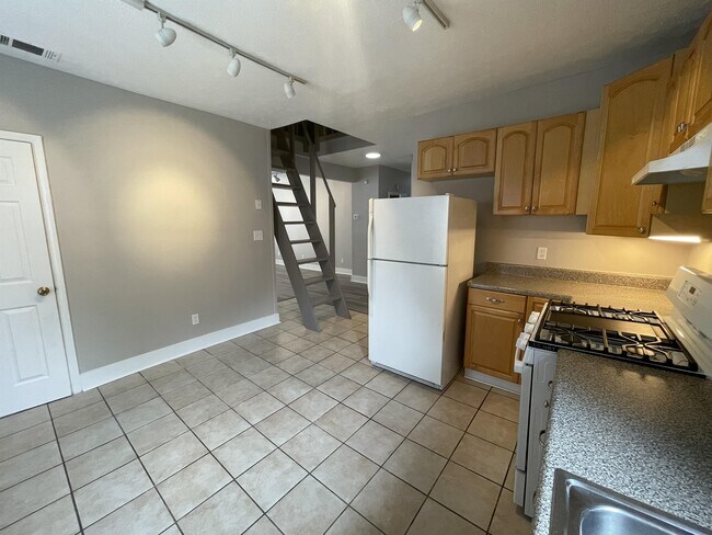 Photo - 486 Old Wheat St NE Unit Apt. C