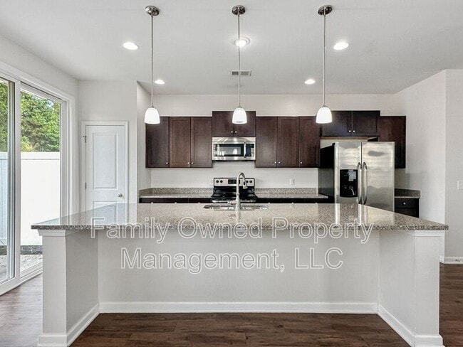 Photo - 133 Wild Holly Dr