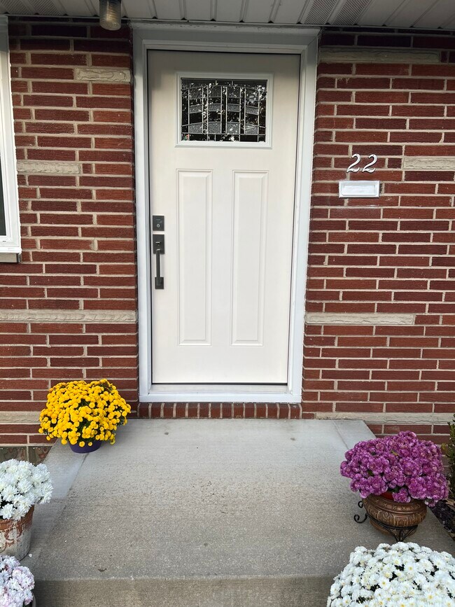 Photo - 22 Ansel Ave