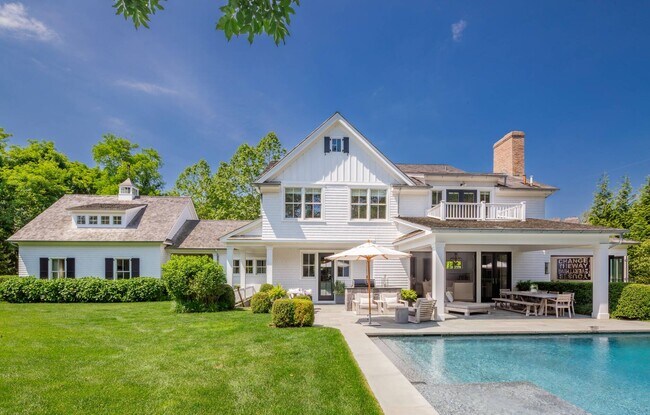 Photo - 42 Huntting Ave