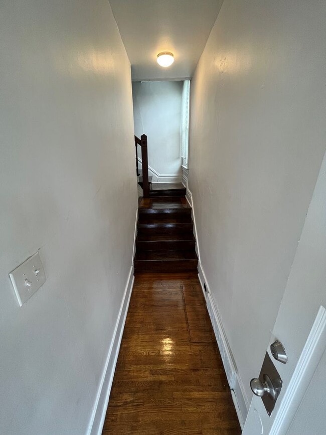 Photo - 2701 Milburn St Unit 2 (Second Floor)