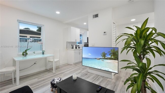 Photo - 1441 NE 154th Terrace