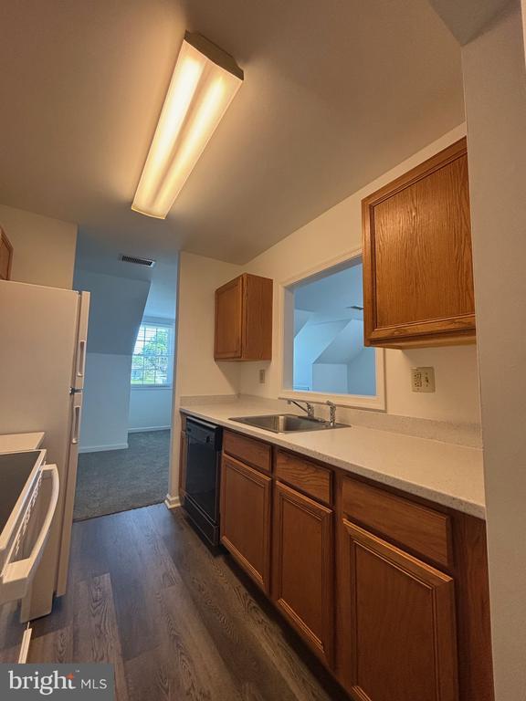 Photo - 279 W Uwchlan Ave