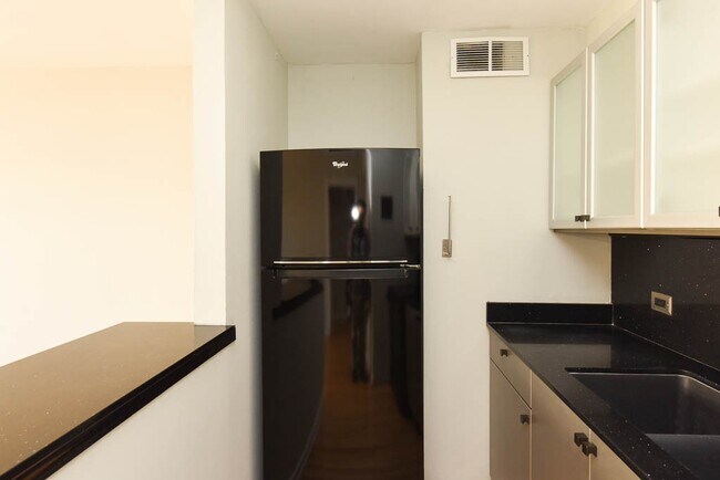 Photo - 450 W Wellington Ave Unidad A31