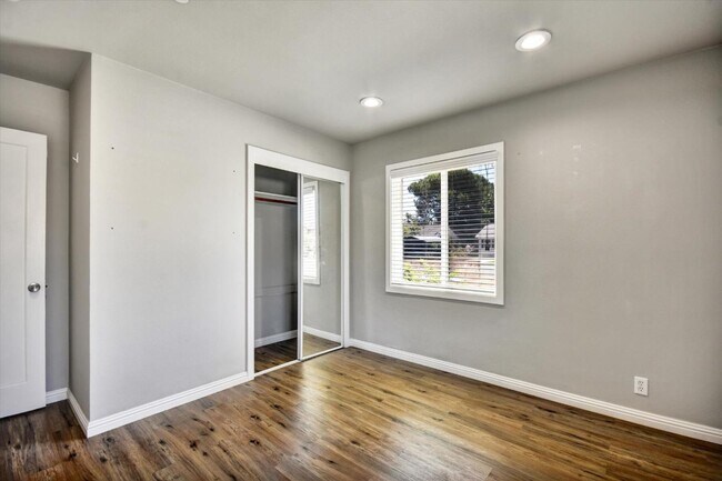 Photo - 15107 Woodard Rd