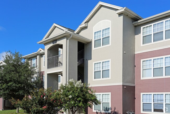 Photo - Crossings at Leesburg Apartments