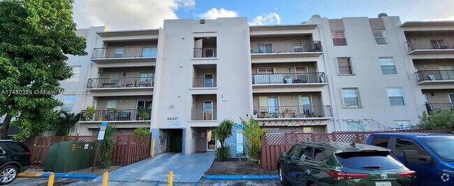 Building Photo - 5625 W 20th Ave Rental