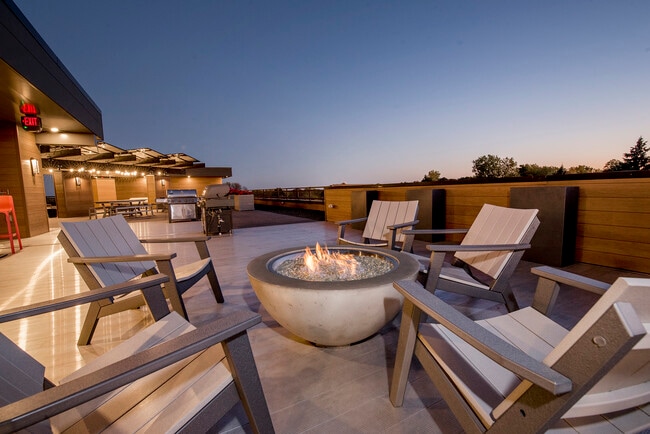 Your Rooftop View - Rooftop 252 Rental