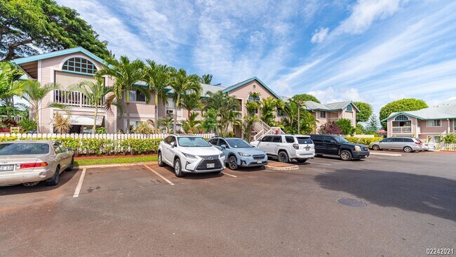 Photo - Recently Updated 2BR/1.5BA/1PKG Unit in Ho'omaka Village at Waikele (Waipahu)