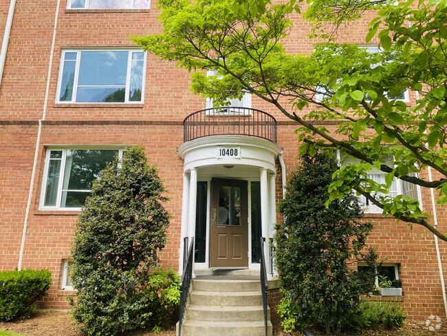 Building Photo - 10408 Montrose Ave Unit 10408 Rental