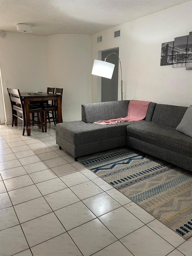 Photo - 3551 SW 11th St Unit 7B