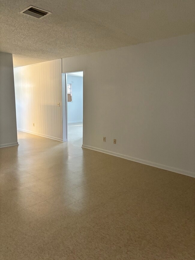 Photo - 8398 SE Pine Cir Unit Duplex