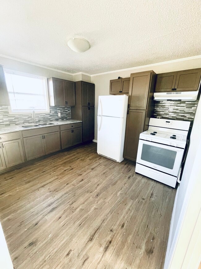 Photo - 511 W Duncan St