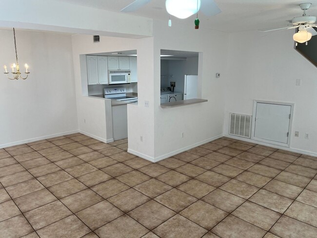 Photo - 409 Coconut Palm Way Unit MAIN