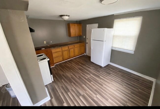 Photo - Hillsboro Unit 4951