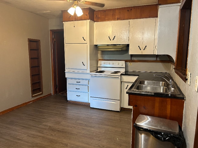 Photo - 5033 37th St