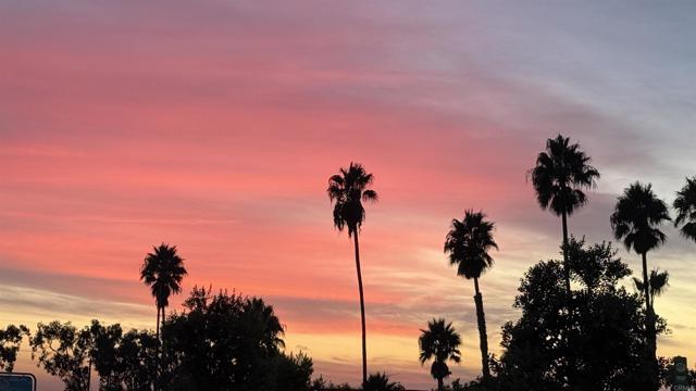 Photo - 1865 Magdalene Way