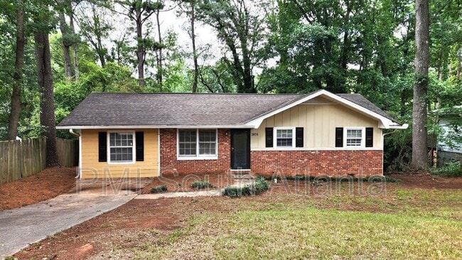 Building Photo - 1028 Tamarack Trail Rental