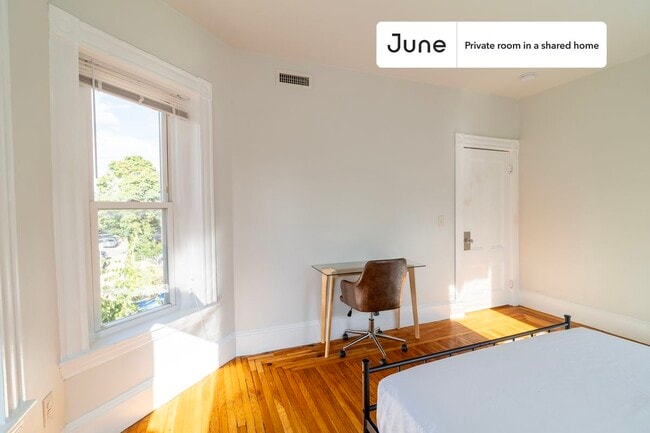 Photo - Room in Shared 4 bed/2 bath home Unidad B