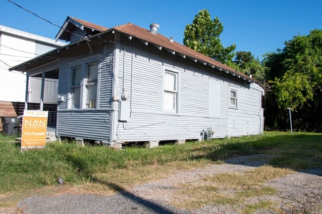 Photo - 5420 San Jose St